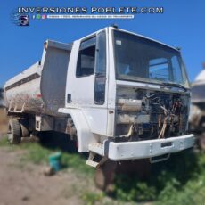 Camión Ford Cargo Tolva En Desarme