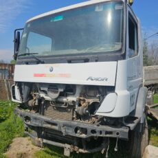 Camión Mercedes Benz Axor en desarme