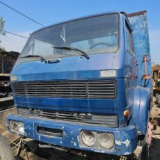 Camión Volkswagen 14-150 en desarme